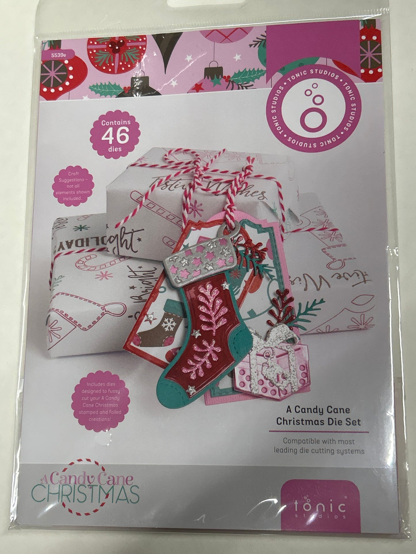 Tonic Studios - A Candy Cane Christmas Die Set